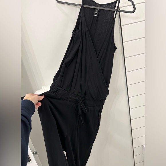 Bobi Supreme Jersey Tied Waist V Neck Jumpsuit in Passport - Picture 5 of 6